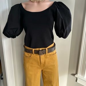 BRAND NEW Theory, short sleeve black gloss top.